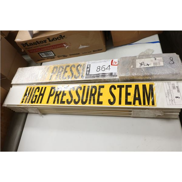 LOT: 16 MARQUEURS DE TUYAUX «HIGH PRESSURE STEAM», TRANSPORTEUR EN FIBRE DE VERRE A/ AGRAFES, 4" H X