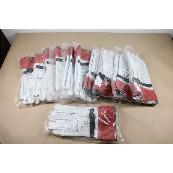 LOT: 11 PAIRE DE GANTS EN CUIR ARCGUARD PROTECTOR WEAR OVER SIZE 12" OAL 843
