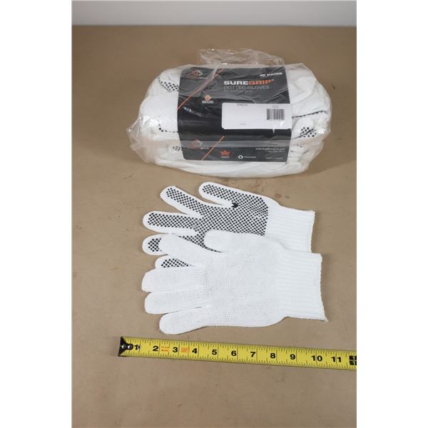 LOT DE 36 PAIRES DE GANTS