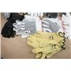 Image 3 : LOT: 35 PAIRES DE GANTS ASST - GRANDEURS ASST.