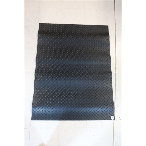 TAPIS CONDUCTEUR ÉLECTRIQUE NO.785 3'x4'x5/32", NOIR, PVC WEARWELL 785.532X3X4DPBK