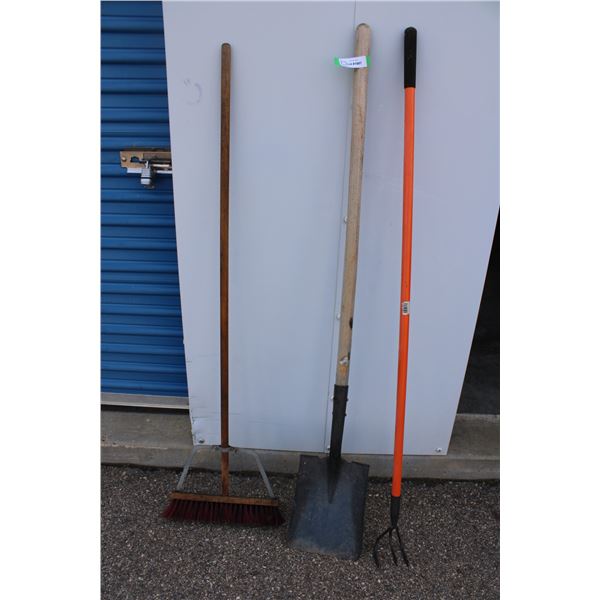 **Shovel, Garden Hoe, Shop Broom