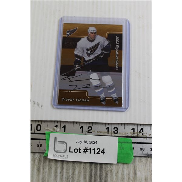 Trevor Linden Gold Autograph Hockey Card