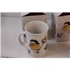 Image 4 : Chickadee Lighted Decor & (2) Mugs - Works