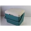 Image 5 : Igloo Cooler, Sunbeam Humidifier (untested)
