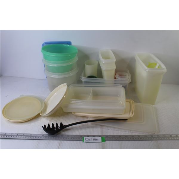 Rubbermaid & Tupperware Containers & Lids - Strainer Spoon