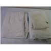 Image 3 : Sheets and Blanket-unknown size