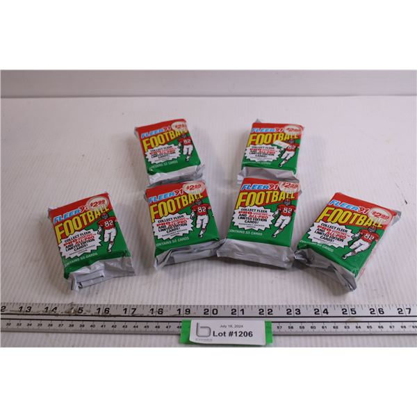 (6) Packs of Fleer 1991 Football Cards