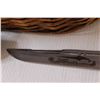 Image 2 : Dornado Knife w/Scabbard & Wicker Basket