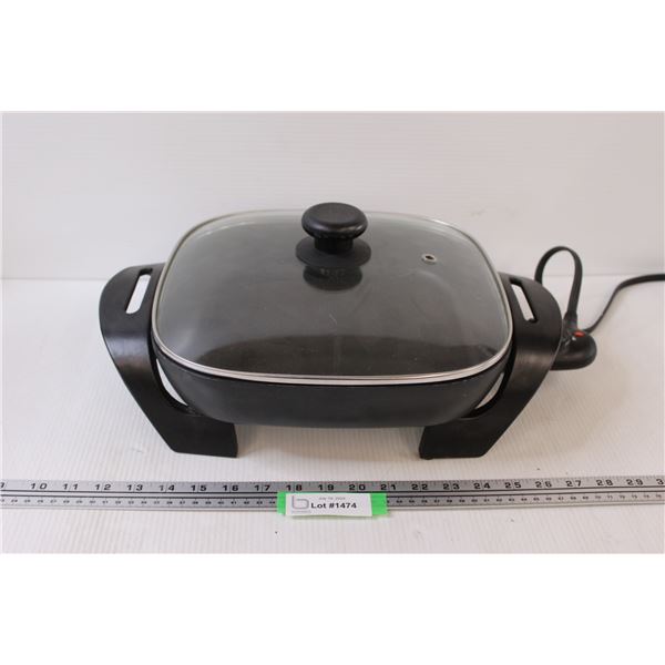 Electric Skillet - Powers On - 12"