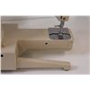 Image 6 : Singer Stylist 533 Sewing Machine - Powers On, As is