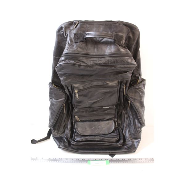 Rolling Suitcase w/Backpack Straps - 23" Tall