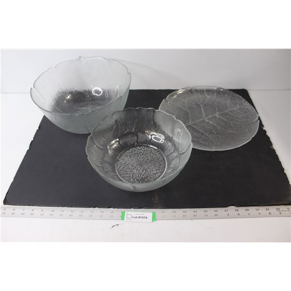 (2) Pressed Glass Bowls, Pressed Glass Tray