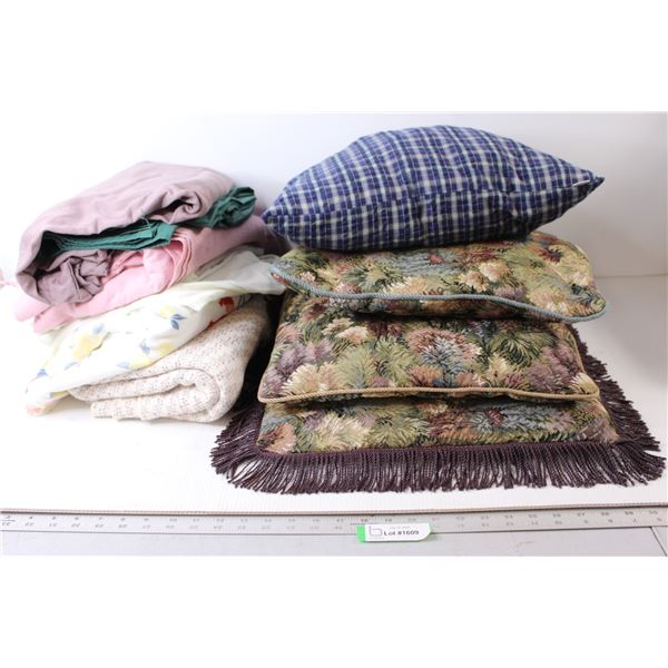 (4) Cushions, Assorted Blankets