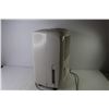 Image 2 : Honeywell Dehumidifier (running - untested)