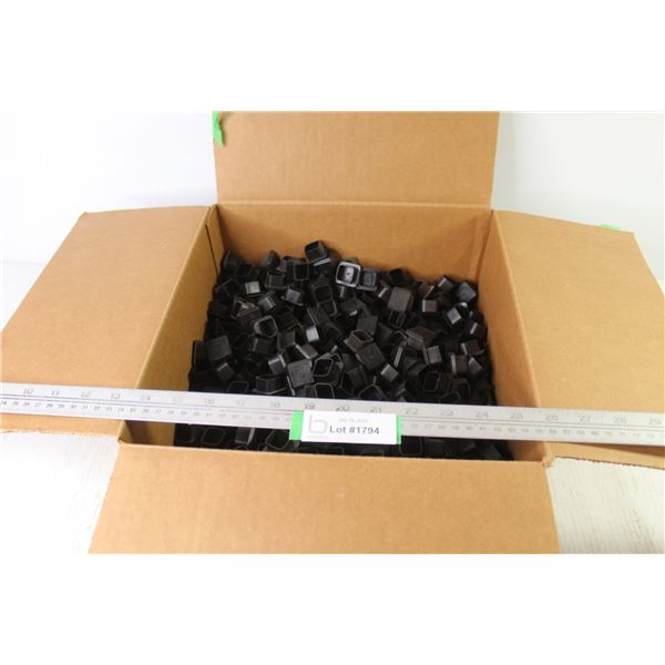 Lot of 7/8" Plastic Square Tube Feet