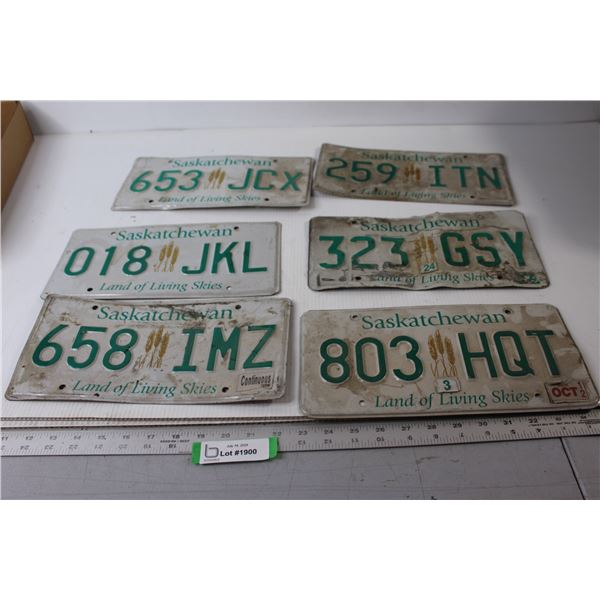 (6) Saskatchewan Licence Plates