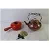 Image 5 : Porcelain Pot w/Lid - Stained Glass Flower - Copper Kettle w/Porcelain Handles