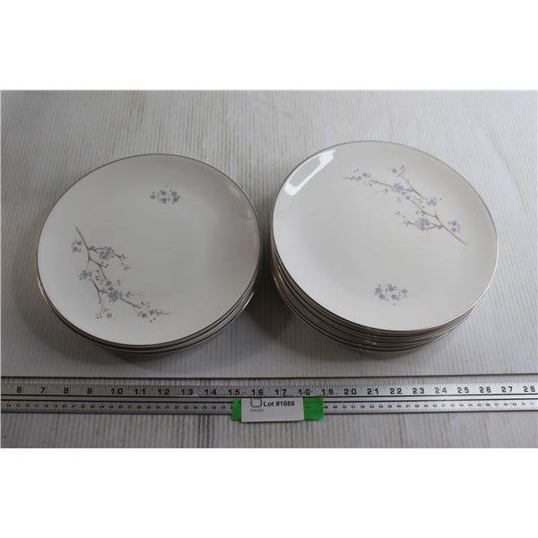 (12) Royal Doulton Summer Song Dishes