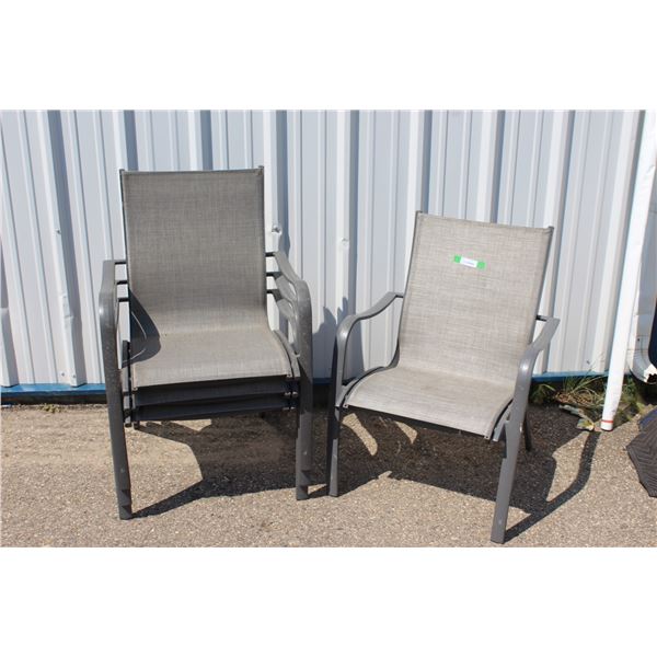 **(4) Stacking Outdoor Chairs