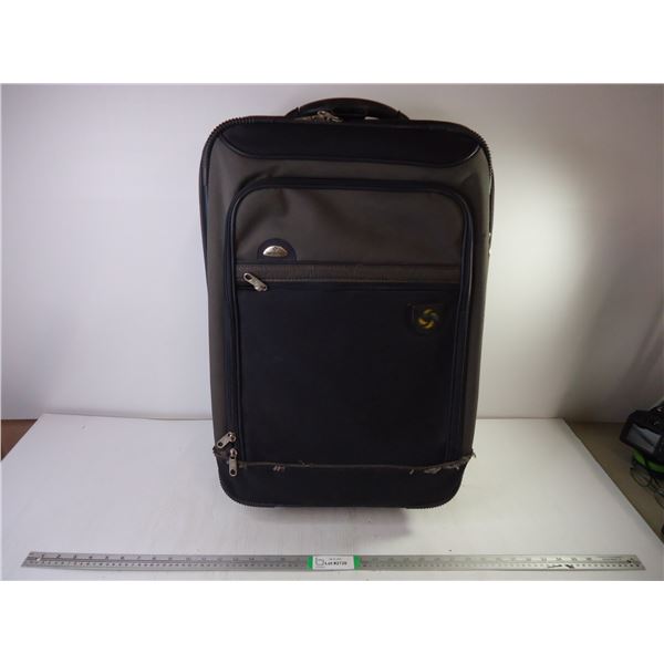 (1) Samsonite Large Cloth Luggage on Wheels with Travel Pillow