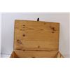 Image 4 : Wooden Wine Crate - 20" x 13" x 7"