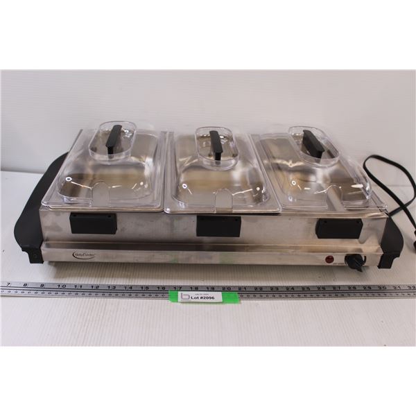 Betty Crocker Buffet Serving/Warmer - Powers On, as is