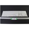 Image 1 : Wireless Apple Keyboard