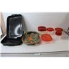 Image 1 : (2) Roasting Pans, Wooden Tray, (10+) Food Plastic Containers