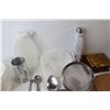 Image 4 : Assorted Kitchen Ware