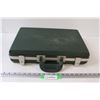 Image 1 : Green Hard Carrying Case - 18" x 12" x 4"