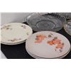 Image 4 : (3) Clear Glass Serving Dishes, (7) Assorted Plates