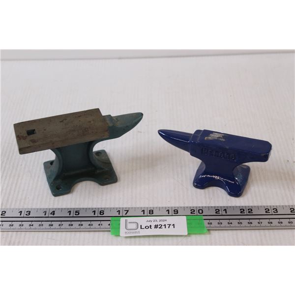(2) Mini Anvils - 5.5" & 4.5"