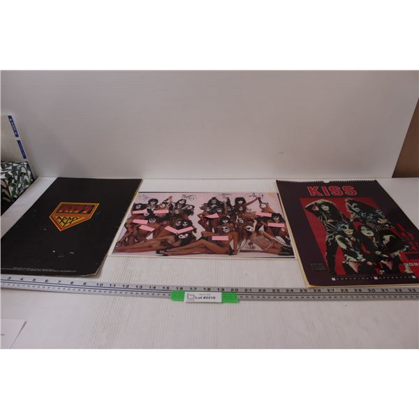 Kiss Lot: Calendar, Topless Girls Poster, Poster