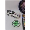 Image 4 : Kids Lot: Toy Story Clock, Jurassic Park Paint Set, (2) Toy Vehicles, Turtle Back Massager