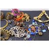 Image 5 : Lot: Necklaces & Light-up Bracelet - Works, & Various Bracelets & Clip-On Bracelets