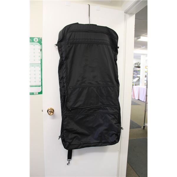 *Fiori Garment Bag