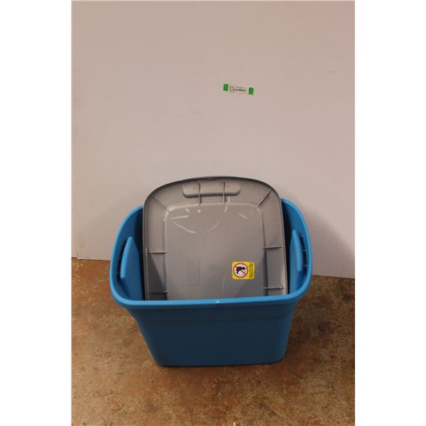 *Tote with Lid 24'' x 18.5'' x 15.5''