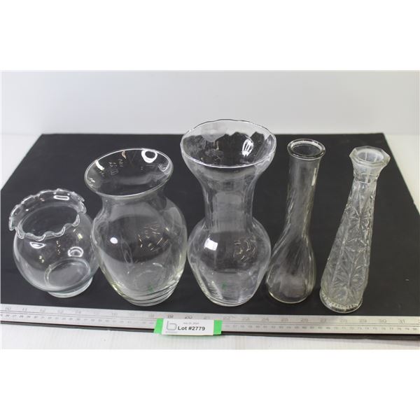 (5) Glass Vases