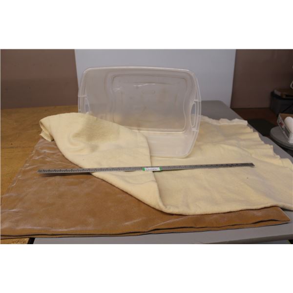 Tote (no lid) - Blanket (80" x 84") - Blanket (52" x 76")