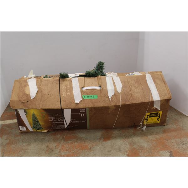 *7" Christmas Tree in Box (unknown completion)