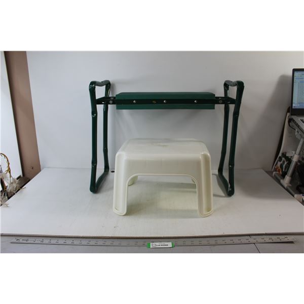 Gardening Bench, Plastic Foot Stool