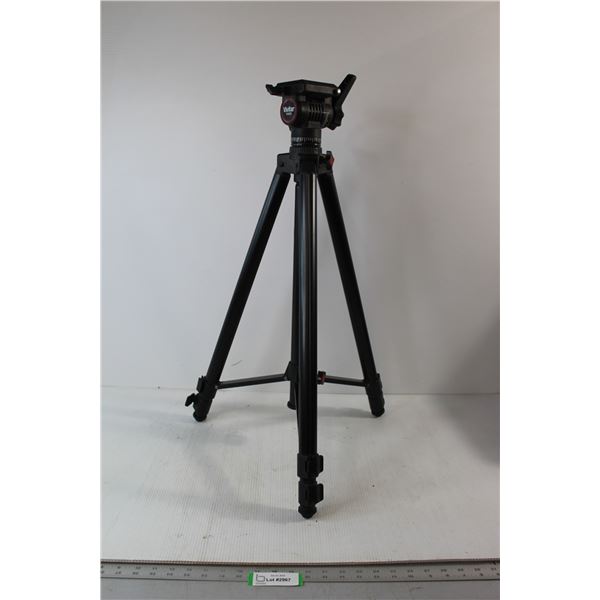 Vivitar V5000 Camera Stand