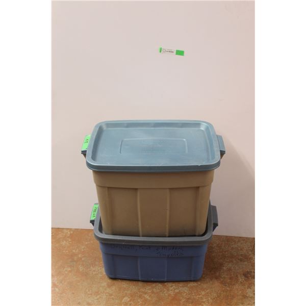 *(2) Totes with Lids