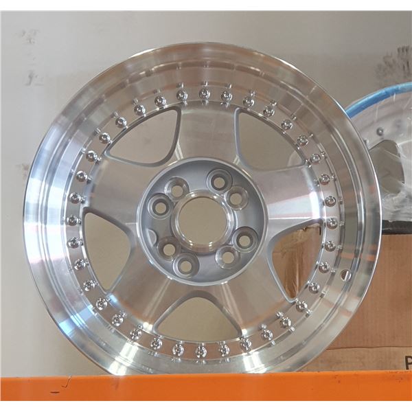 Set of 4 Linea RX-F wheels - sz 15x7JJ