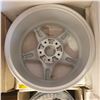 Image 2 : Group of 2 wheels - sz 16 x 7 1/2 (color silver)