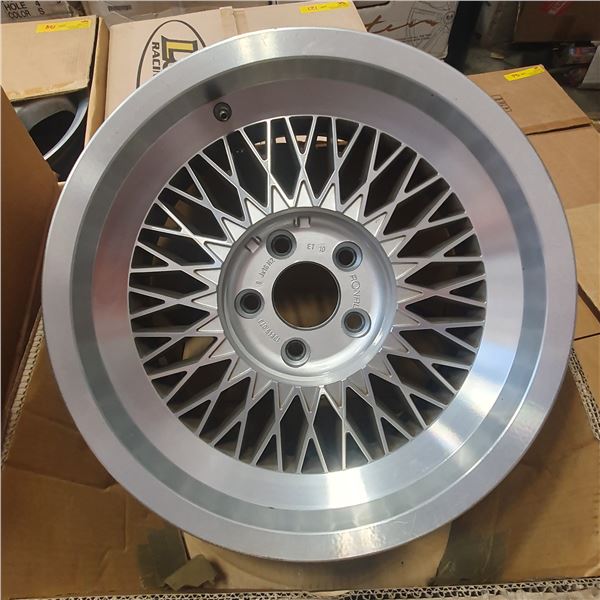 Group of 3 Ronal 16in wheels