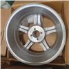 Image 2 : Group of 2 Alpha Av-5 light alloy wheels - sz 17 x 7.5JJ