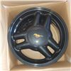 Image 1 : Group of 3 wheels for Mustang - sz 17 x 8