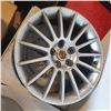 Image 1 : Group of 2 18in wheels for Chrysler 300